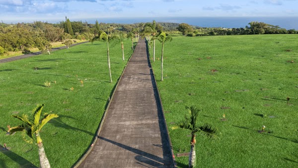 Valley Isle Memorial Park - Haiku grounds