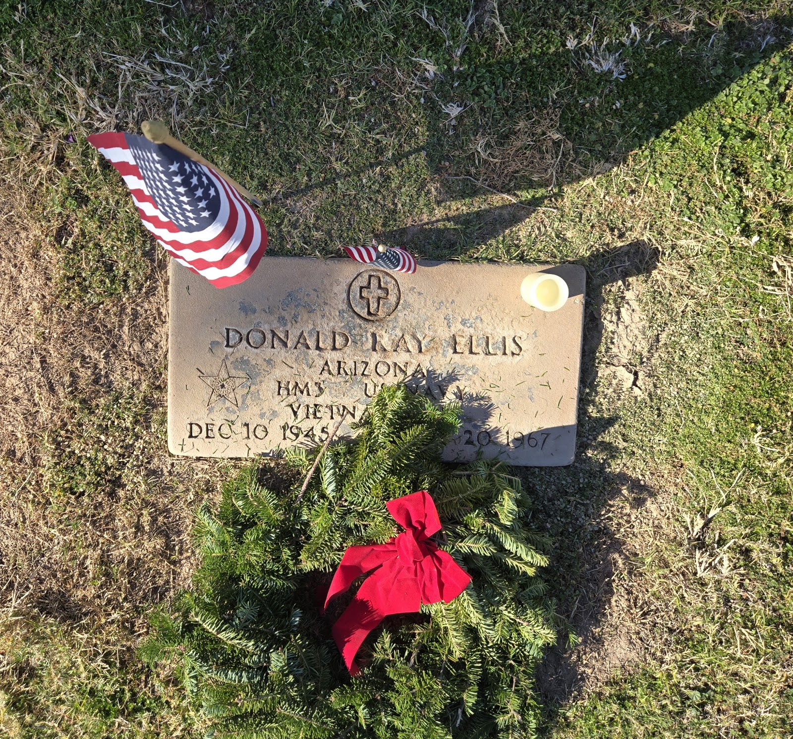 Valley Memorial Park Cemetery cemetery grounds and headstones