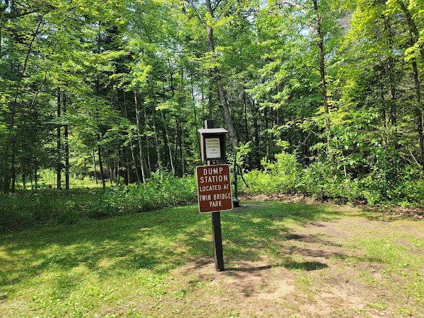 Veteran's Falls grounds