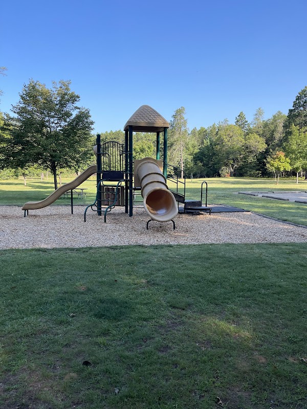 Veteran's Falls grounds