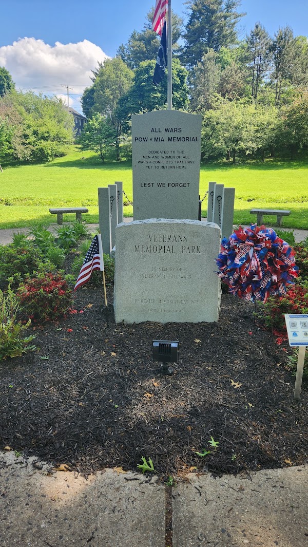 Veterans' Memorial Park and Boulevard grounds