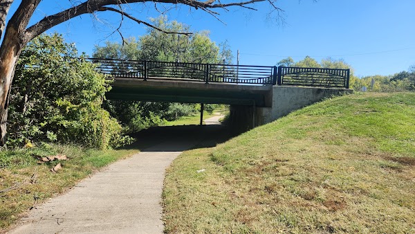Veterans Memorial Park grounds