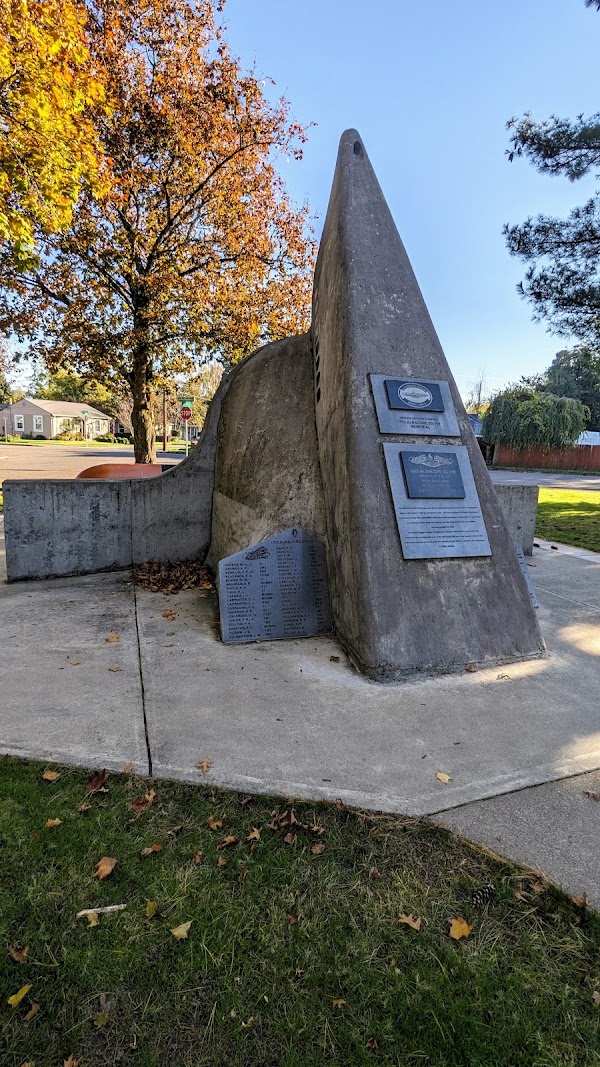 Veterans Memorial Park grounds