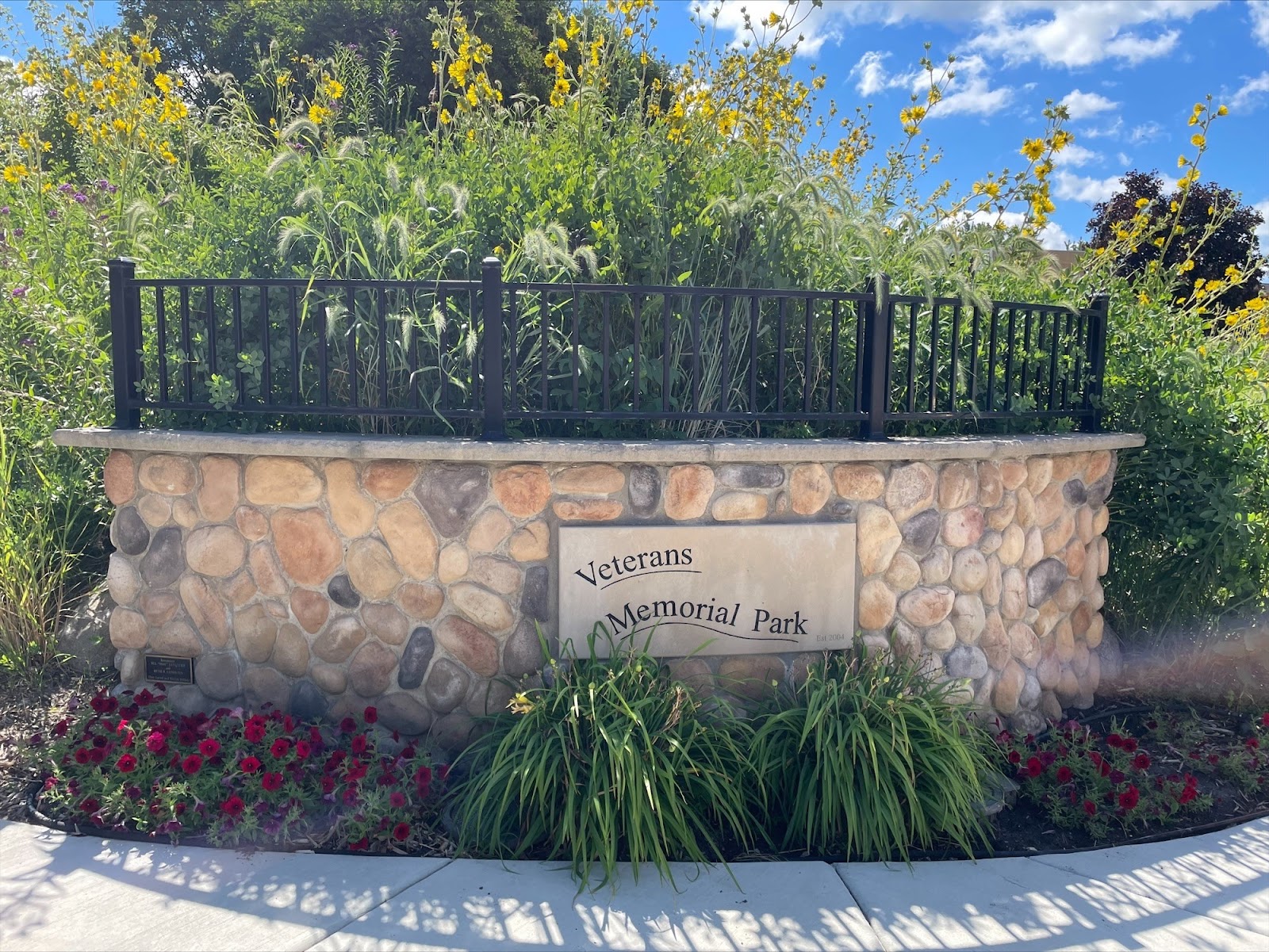 Veteran's Memorial Park cemetery grounds and headstones