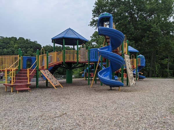 Veterans Memorial Park grounds