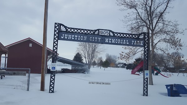 Veterans Memorial Park grounds