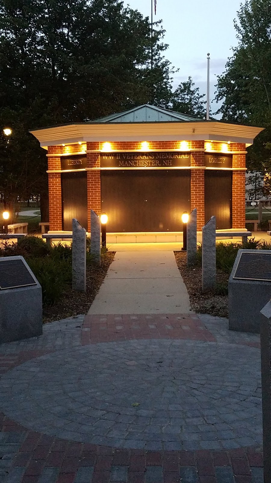Veteran's Memorial Park cemetery grounds and headstones