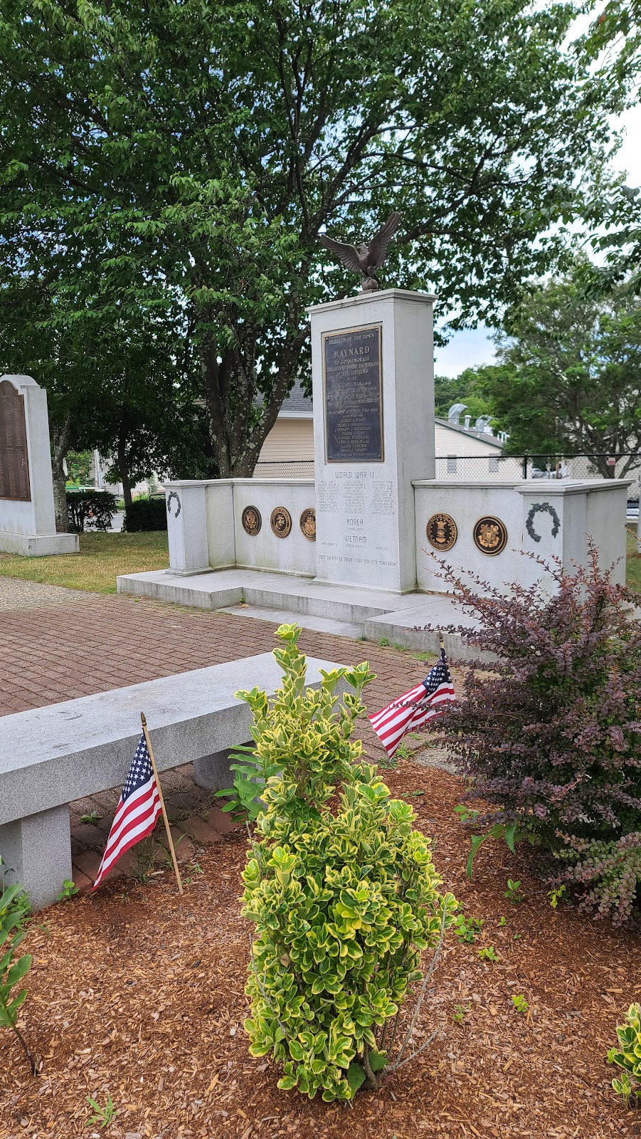 Veteran's Memorial Park cemetery grounds and headstones