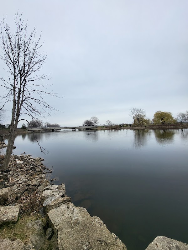 Veterans Memorial Park grounds