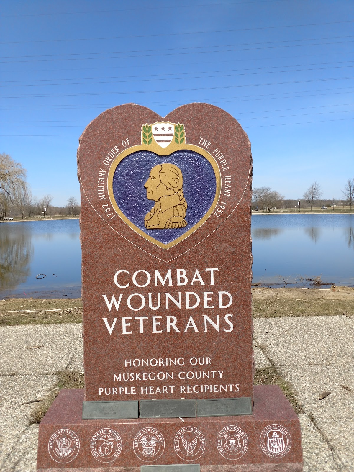 Veterans Memorial Park cemetery grounds and headstones