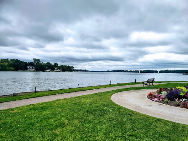 Veterans Memorial Park grounds