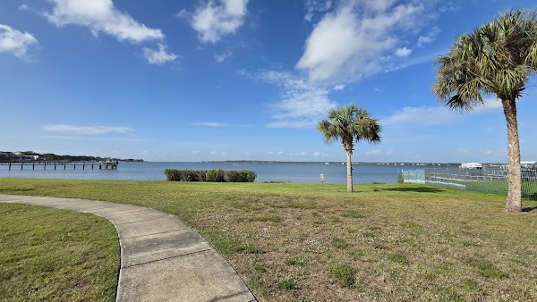 Veterans Memorial Park grounds