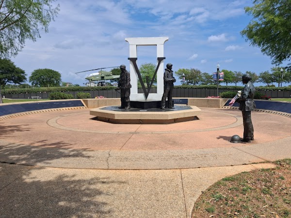 Veterans Memorial Park Pensacola grounds