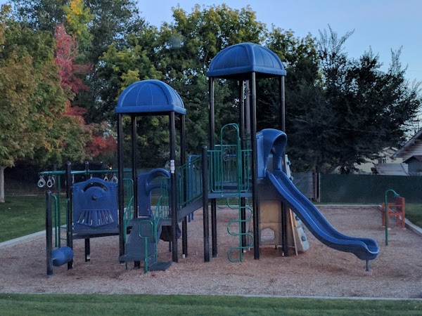 Veterans Memorial Park grounds