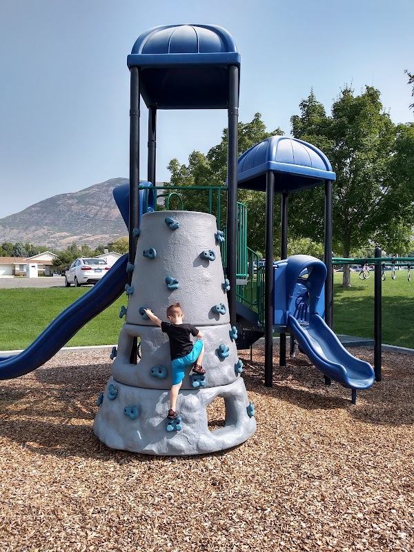 Veterans Memorial Park grounds