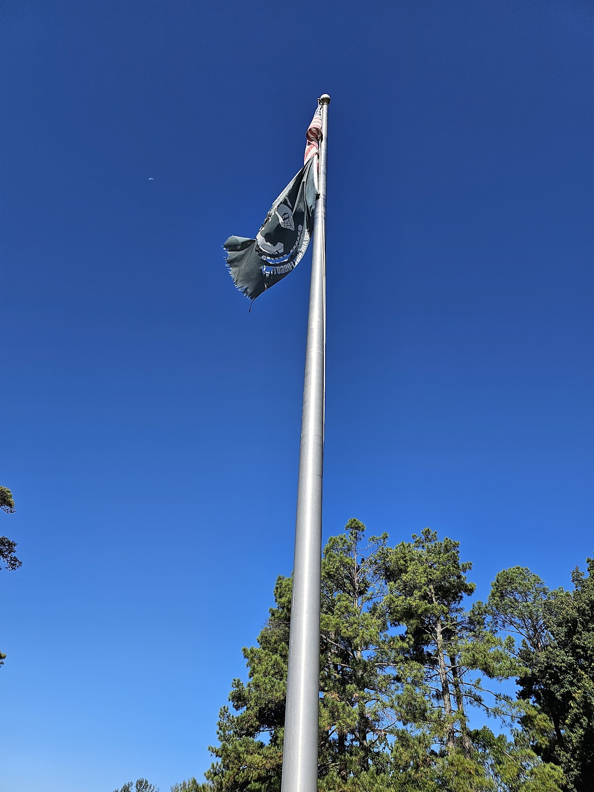 Veterans Memorial Park cemetery grounds and headstones