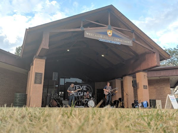 Veterans Memorial Park grounds