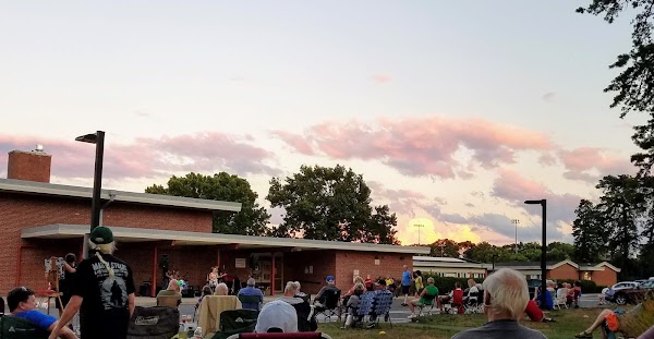 Veteran's Memorial Park grounds