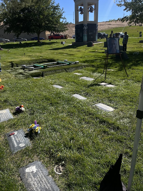 Victor Valley Memorial Park and Mortuary grounds