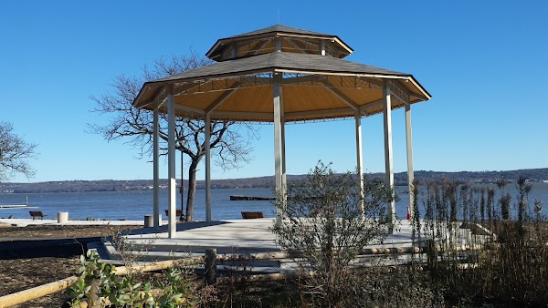 Village of Nyack Memorial Park grounds