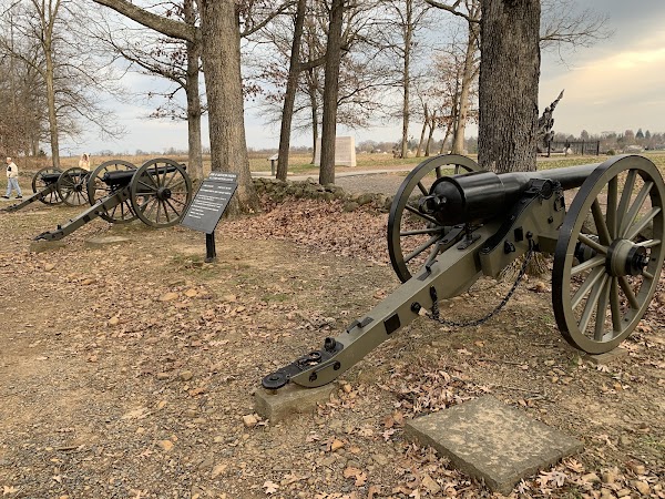 Virginia Monument grounds
