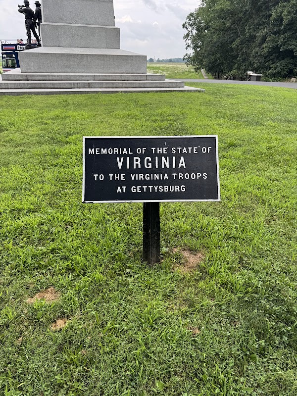 Virginia Monument grounds