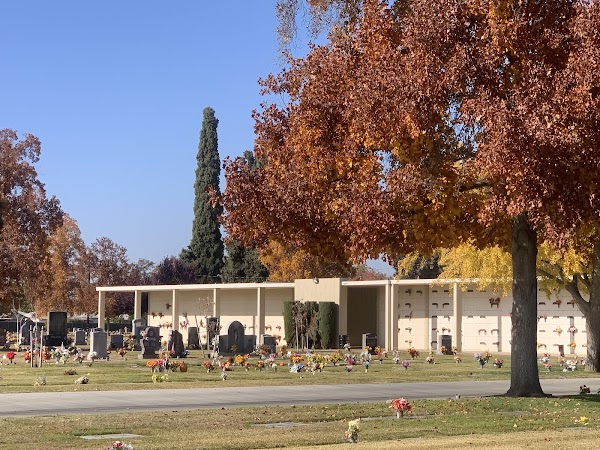 Visalia Cemetery grounds