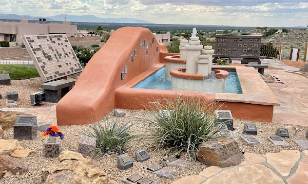 Vista Verde Memorial Park grounds