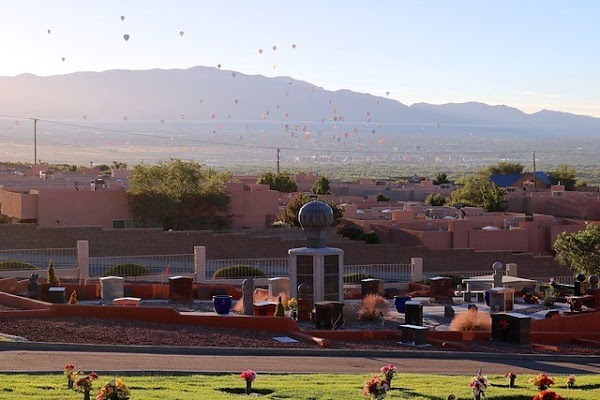 Vista Verde Memorial Park grounds