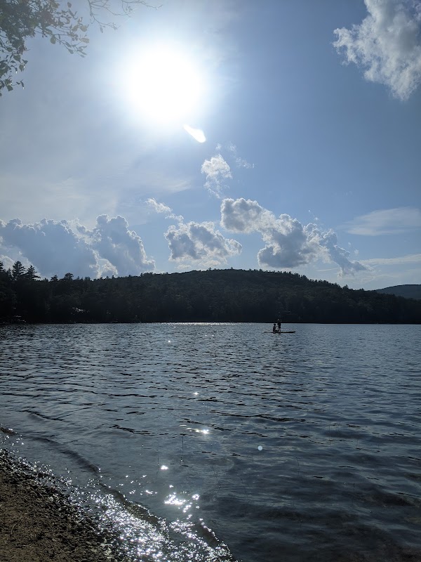 Wadleigh State Park grounds