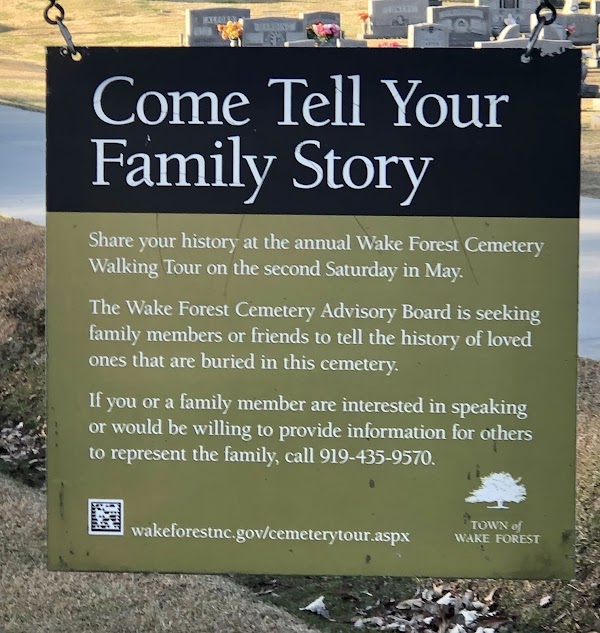 Wake Forest Cemetery grounds