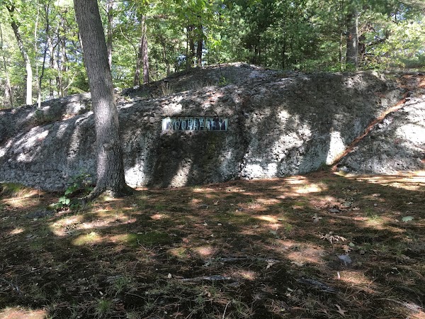 Walnut Hills Cemetery grounds