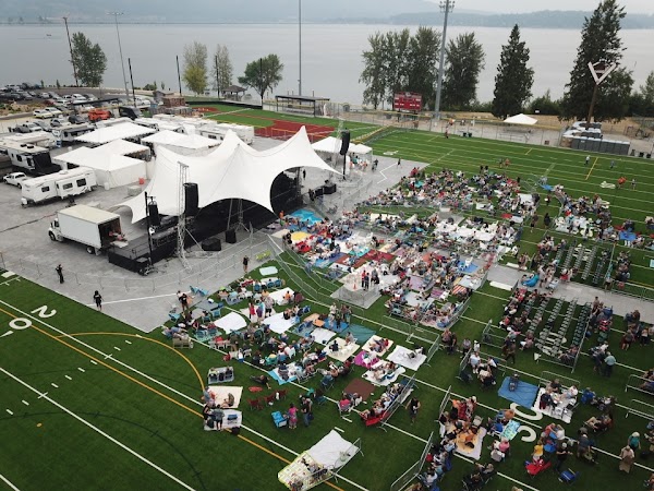 War Memorial Field grounds