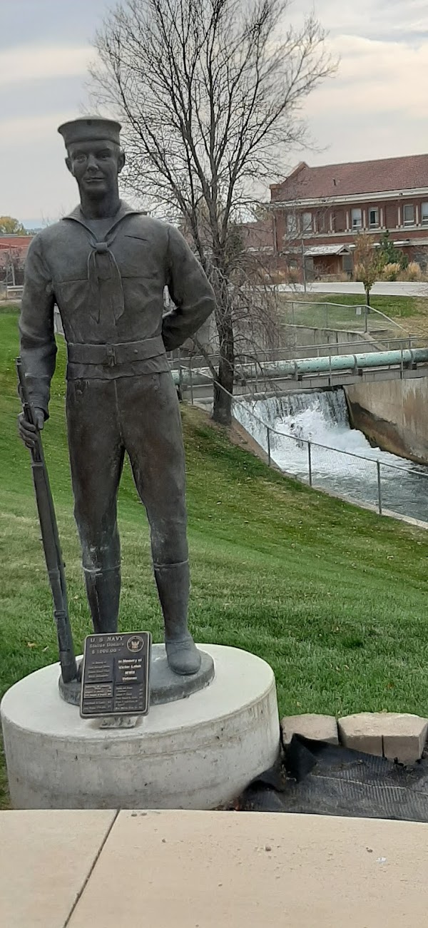 War Memorial grounds