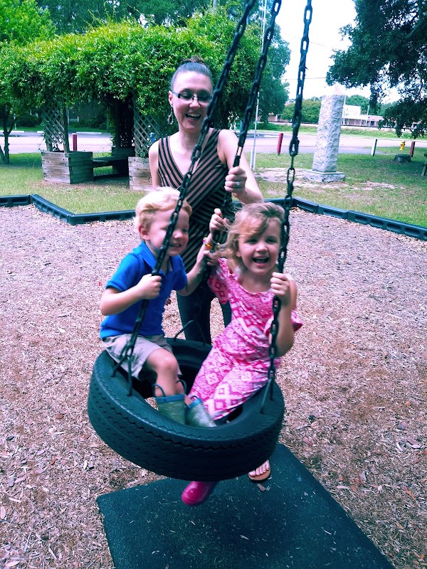 War Memorial Park grounds