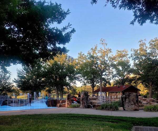 War Memorial Park Natural Play Area and Pavilion grounds