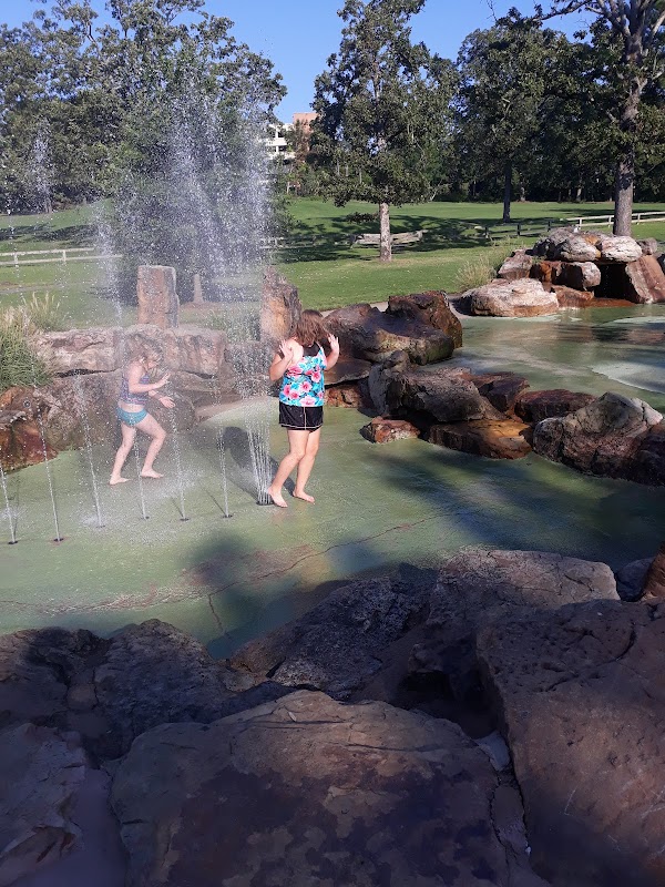 War Memorial Park Natural Play Area and Pavilion grounds