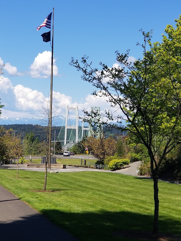 War Memorial Park grounds