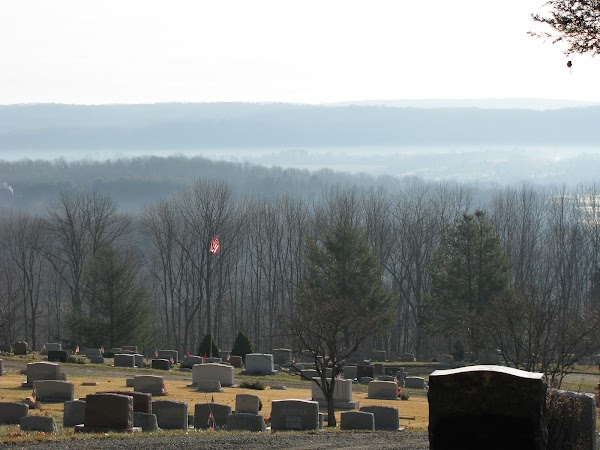 Washington Cemetery grounds