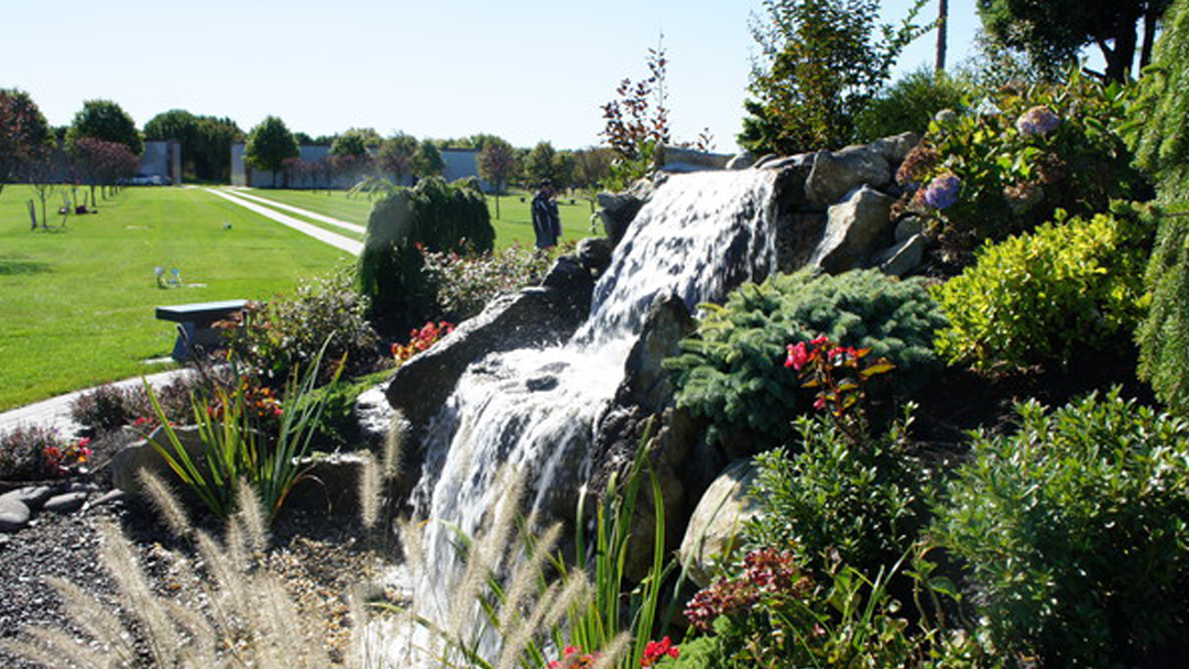 Washington Memorial Park cemetery grounds and headstones
