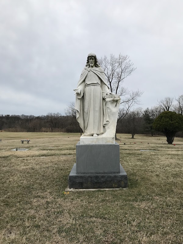 Washington National Cemetery grounds