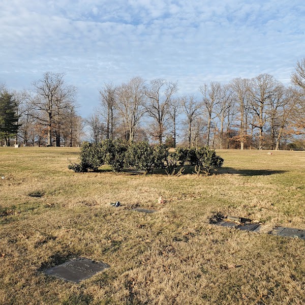 Washington National Cemetery grounds