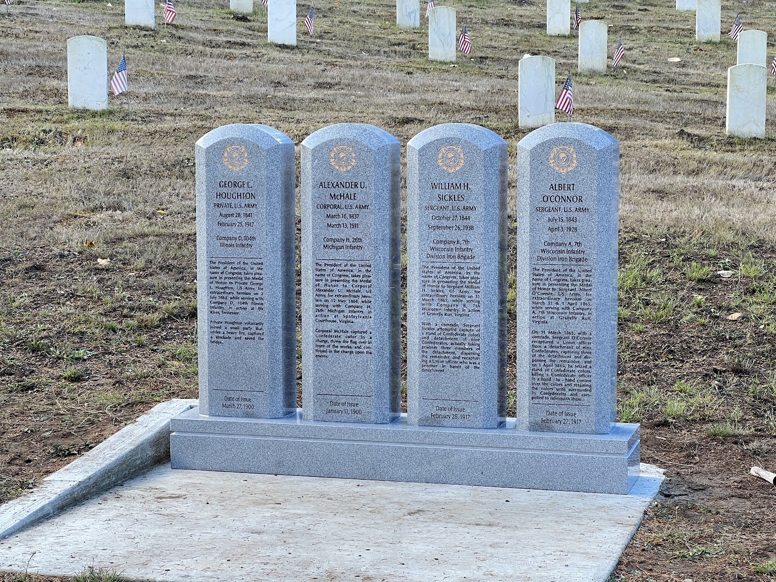 Washington Soldiers Home Cemetery cemetery grounds and headstones