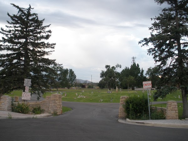 West Jordan City Cemetery grounds