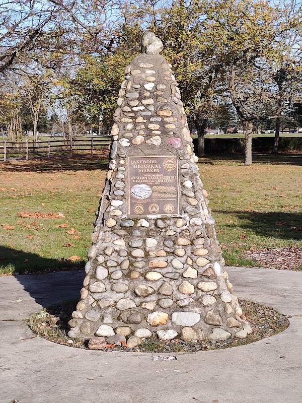 Western State Hospital Memorial Cemetery grounds