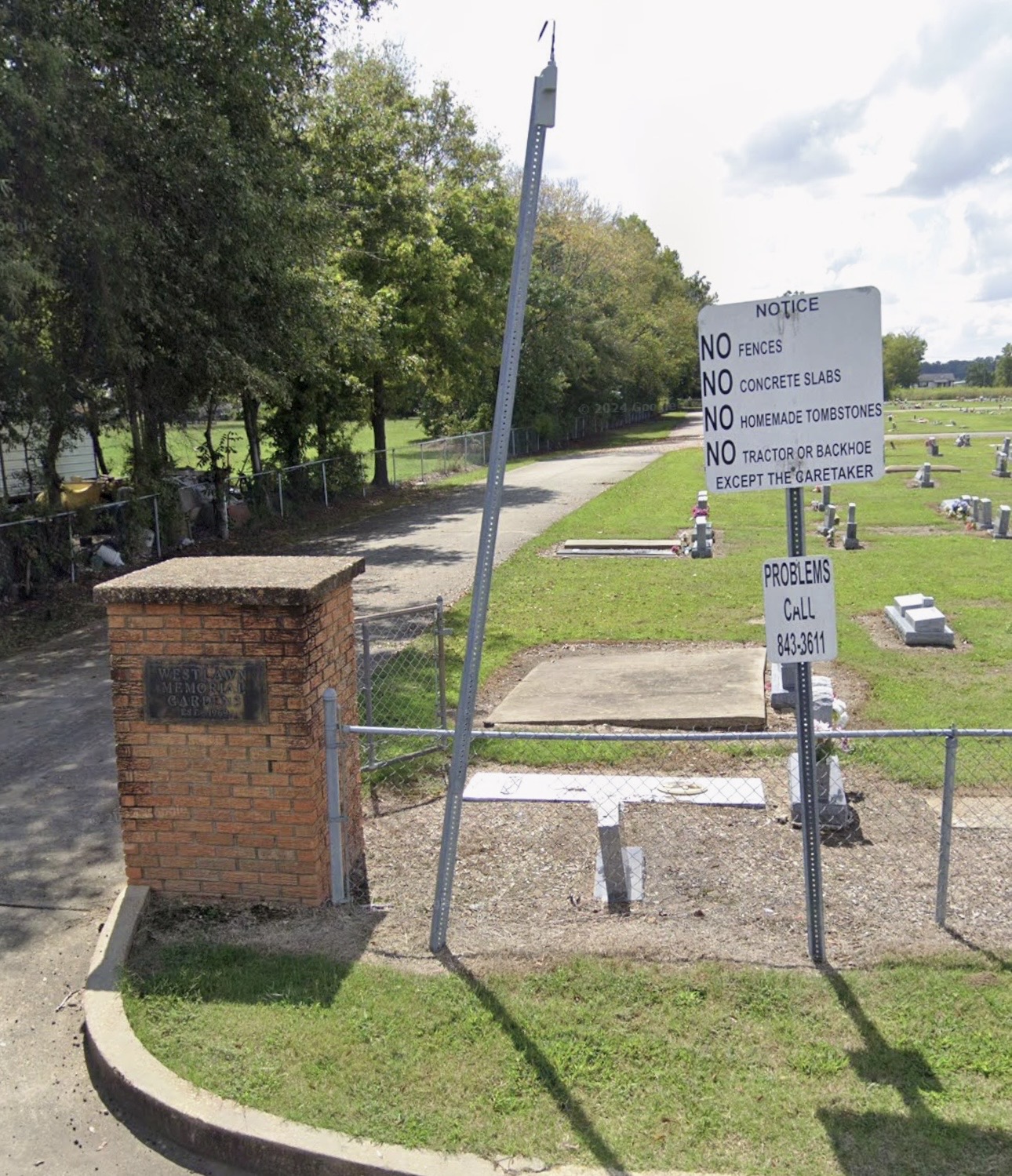 Westlawn Memorial Gardens