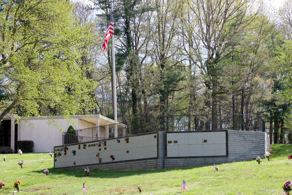 Westminster Gardens Cemetery and Crematory grounds