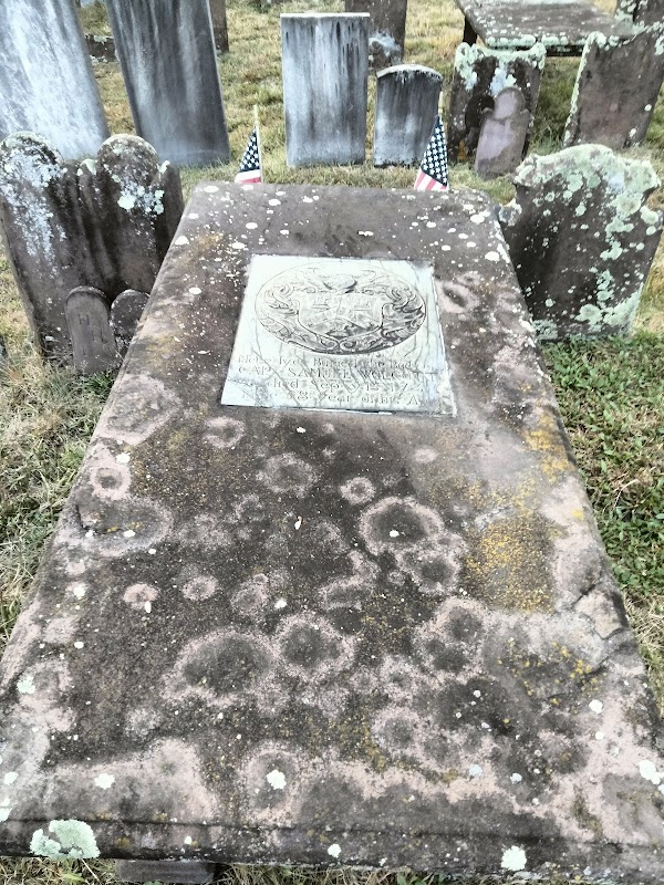 Wethersfield Village Cemetery grounds