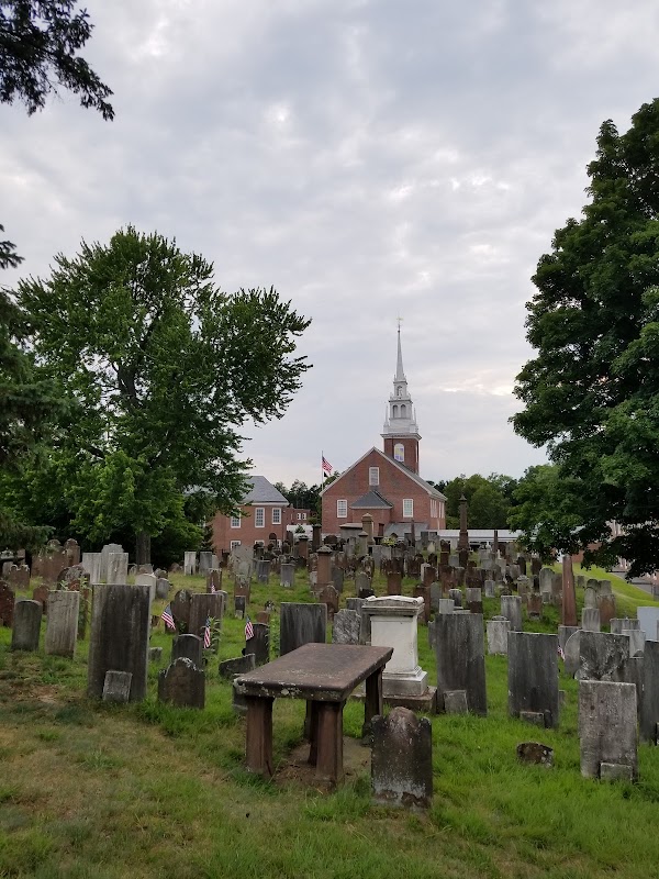 Wethersfield Village Cemetery grounds