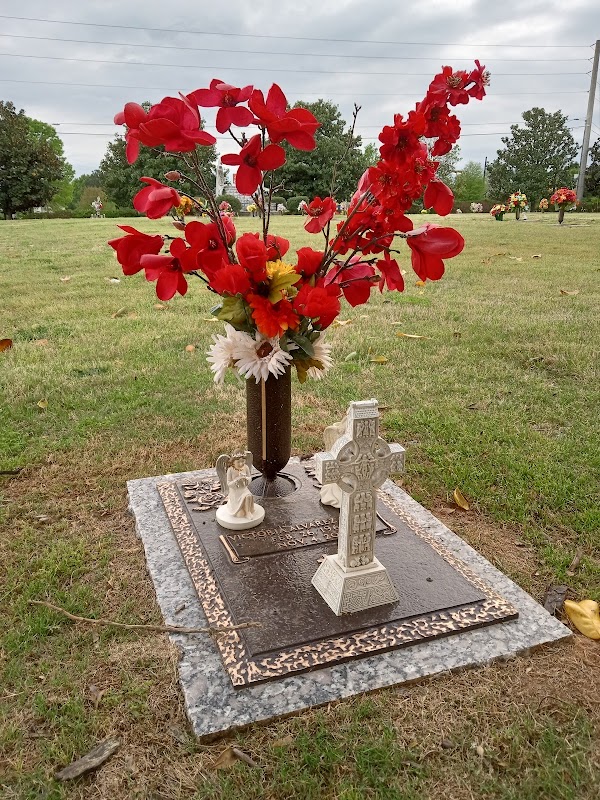 White Chapel Memorial Gardens grounds